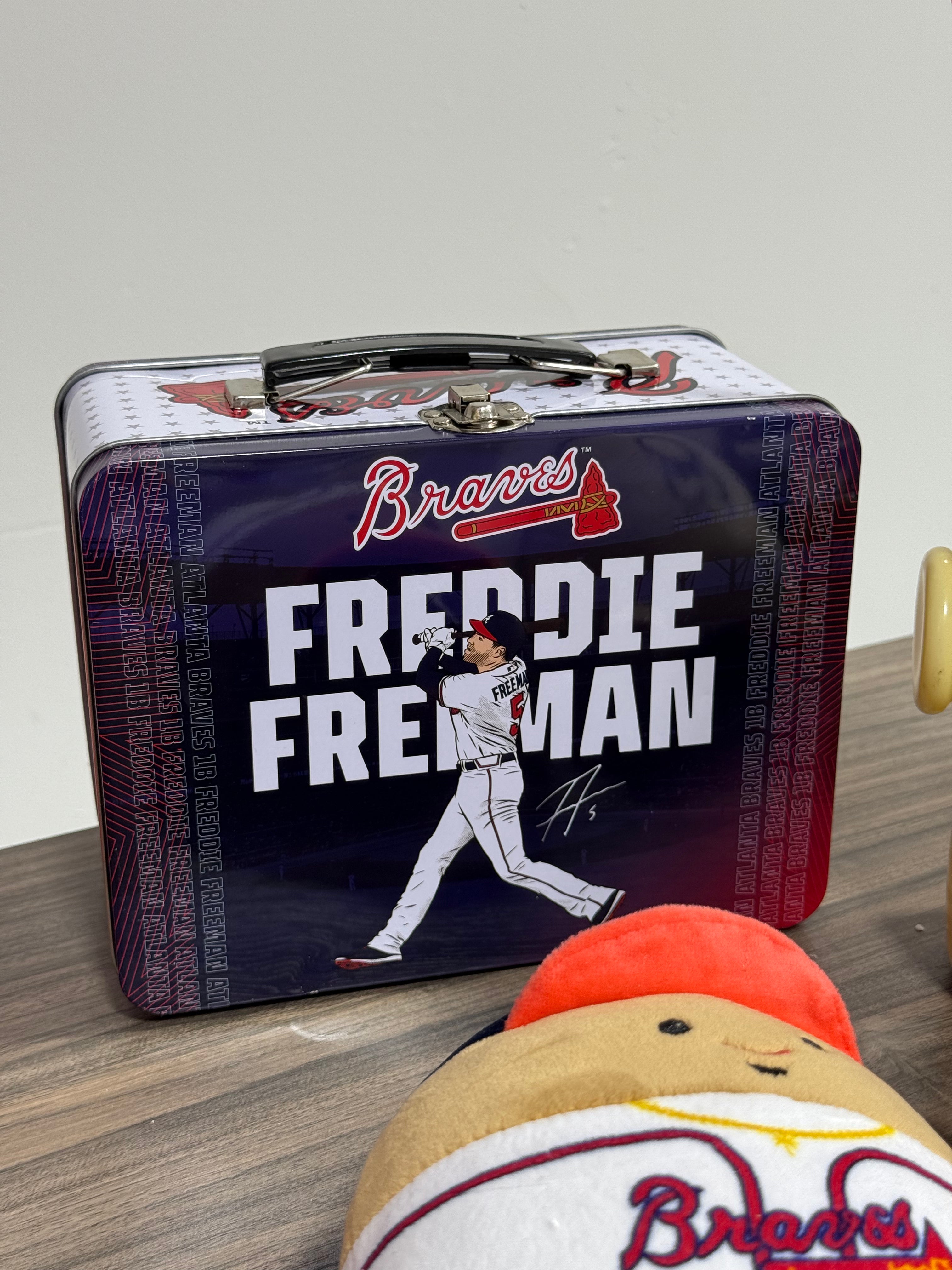 Braves Souvenir Bundle