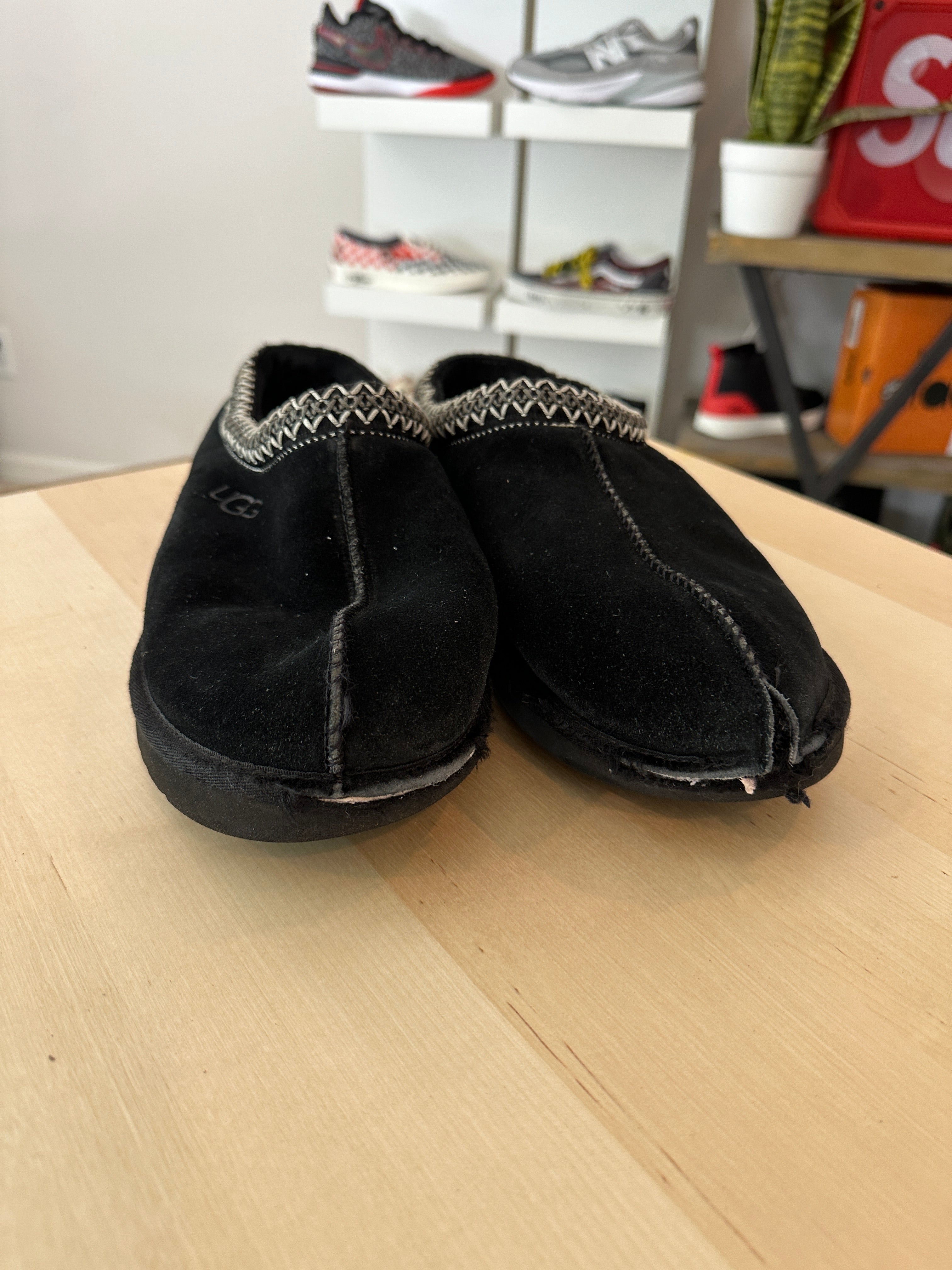 UGG Tasman Slipper Sz 12 (DAMAGE)