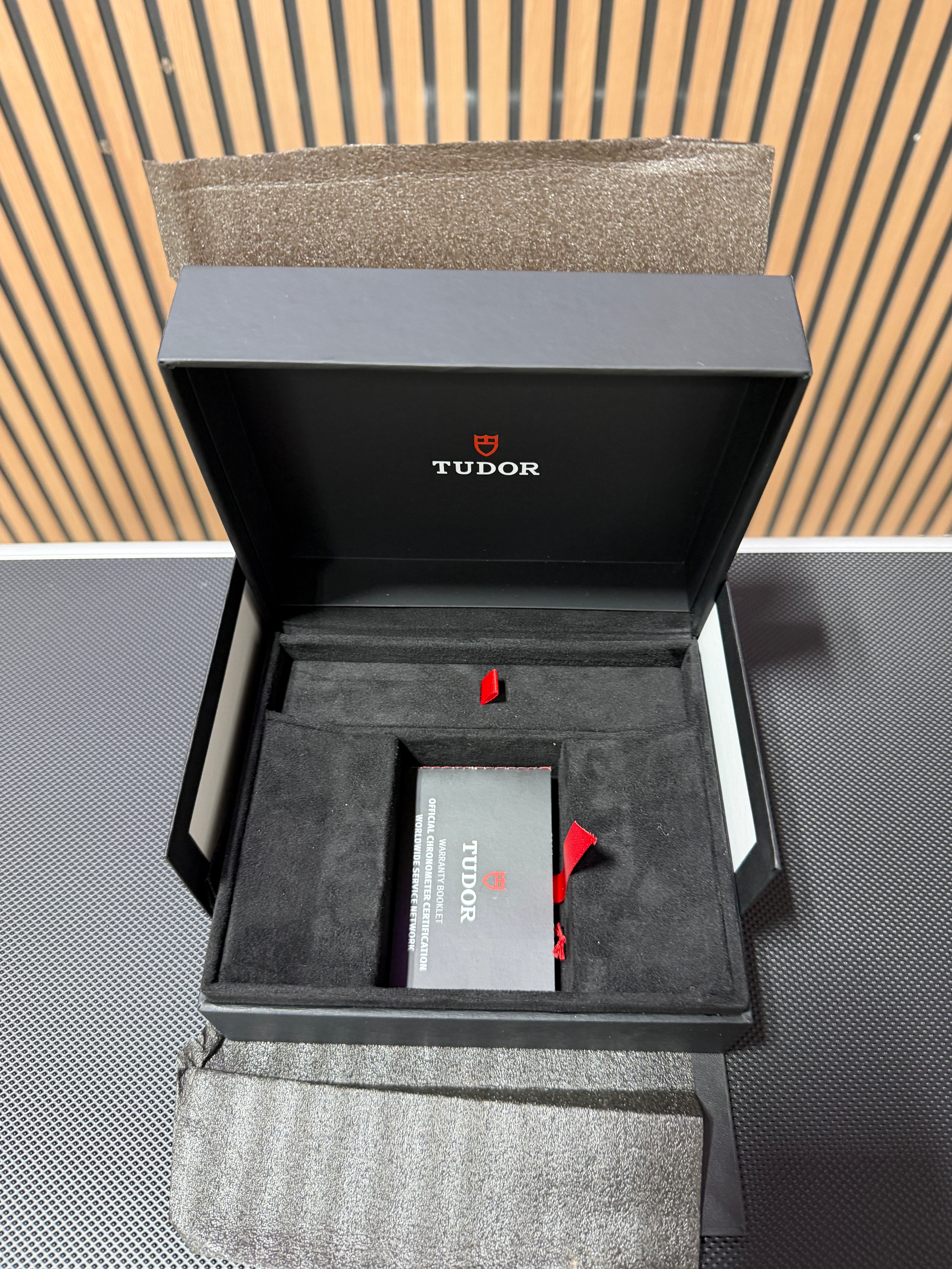 Tudor Black Bay Chrono 41mm 79360N Pink 2026 (79360n-0019)
