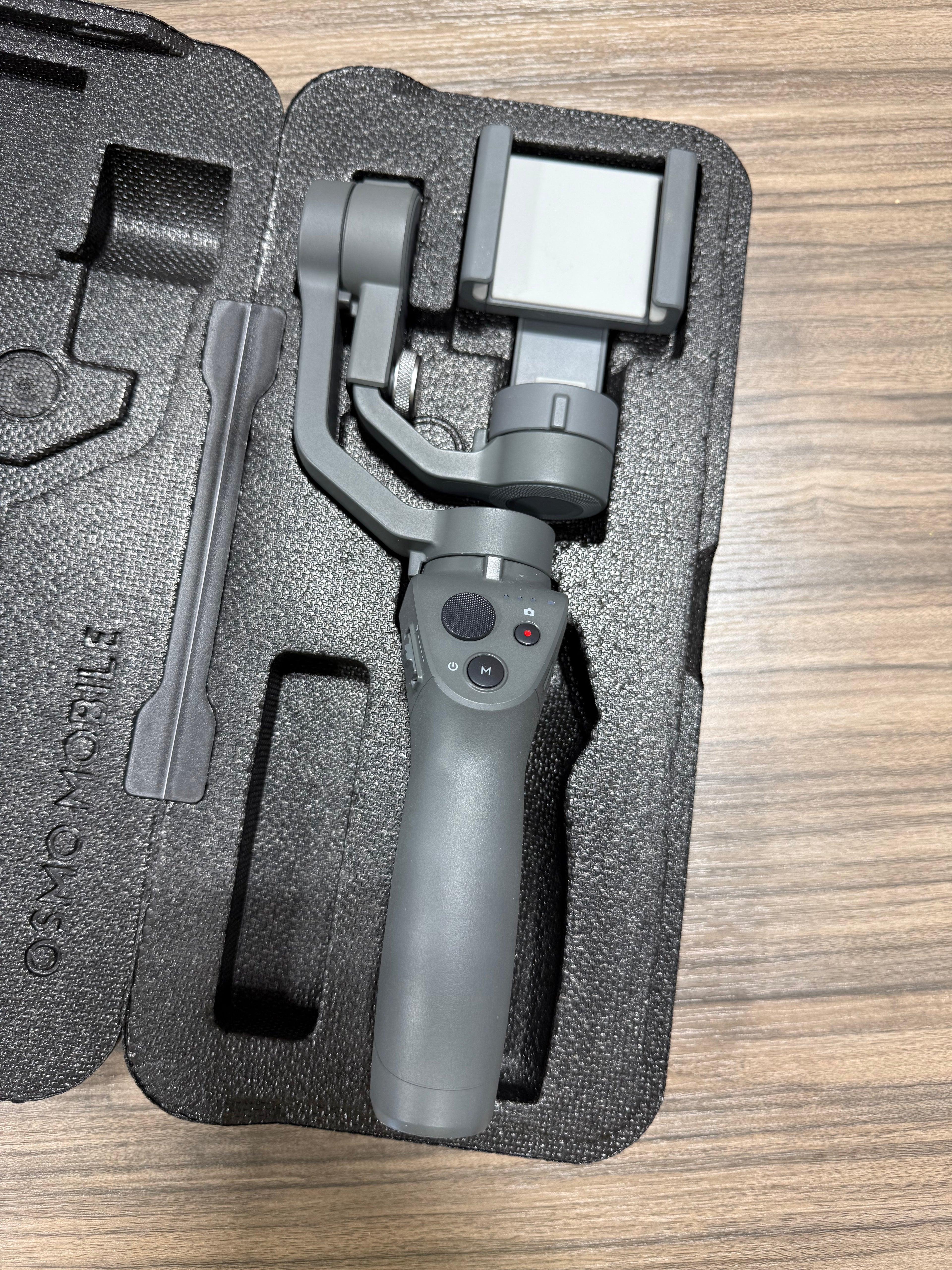 DJI Osmo Mobile 1