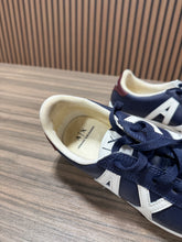 Load image into Gallery viewer, A|X Armani Exchange Men's Leather Logo Sneaker Sz 7M
