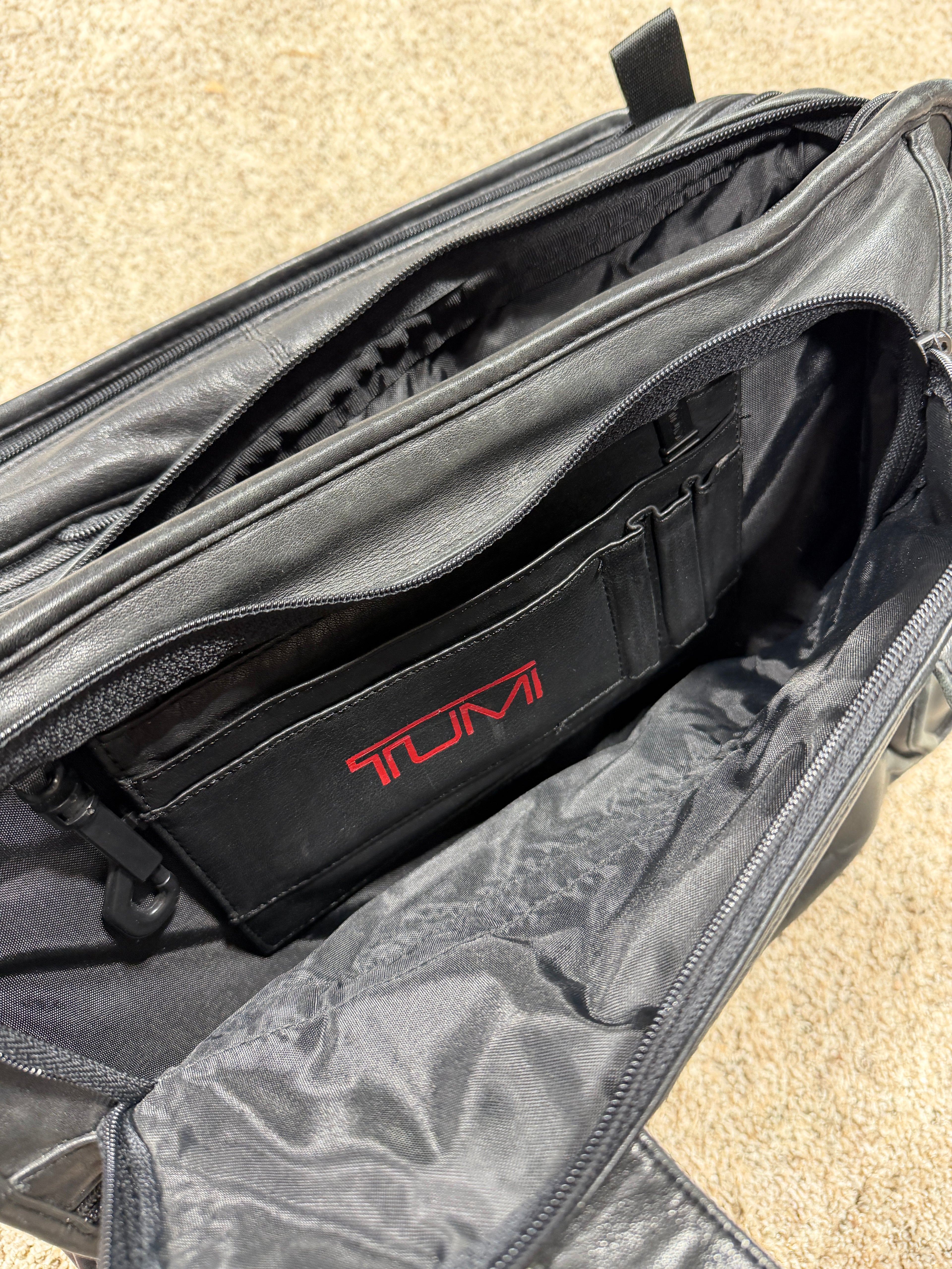 Tumi Limited Edition Black Leather Messenger Travel Laptop Bag