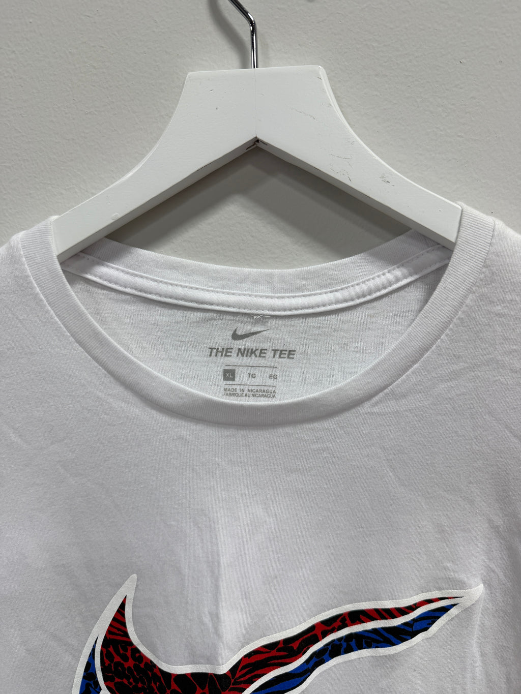 Nike Sportswear Men's Multi "Swoosh" Graphic T-Shirt Sz XL