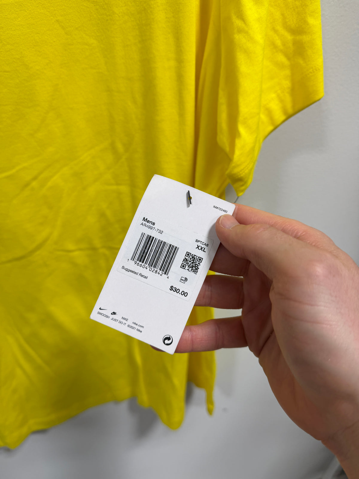 Mens Yellow Nike Shirt Size XXL/2XL