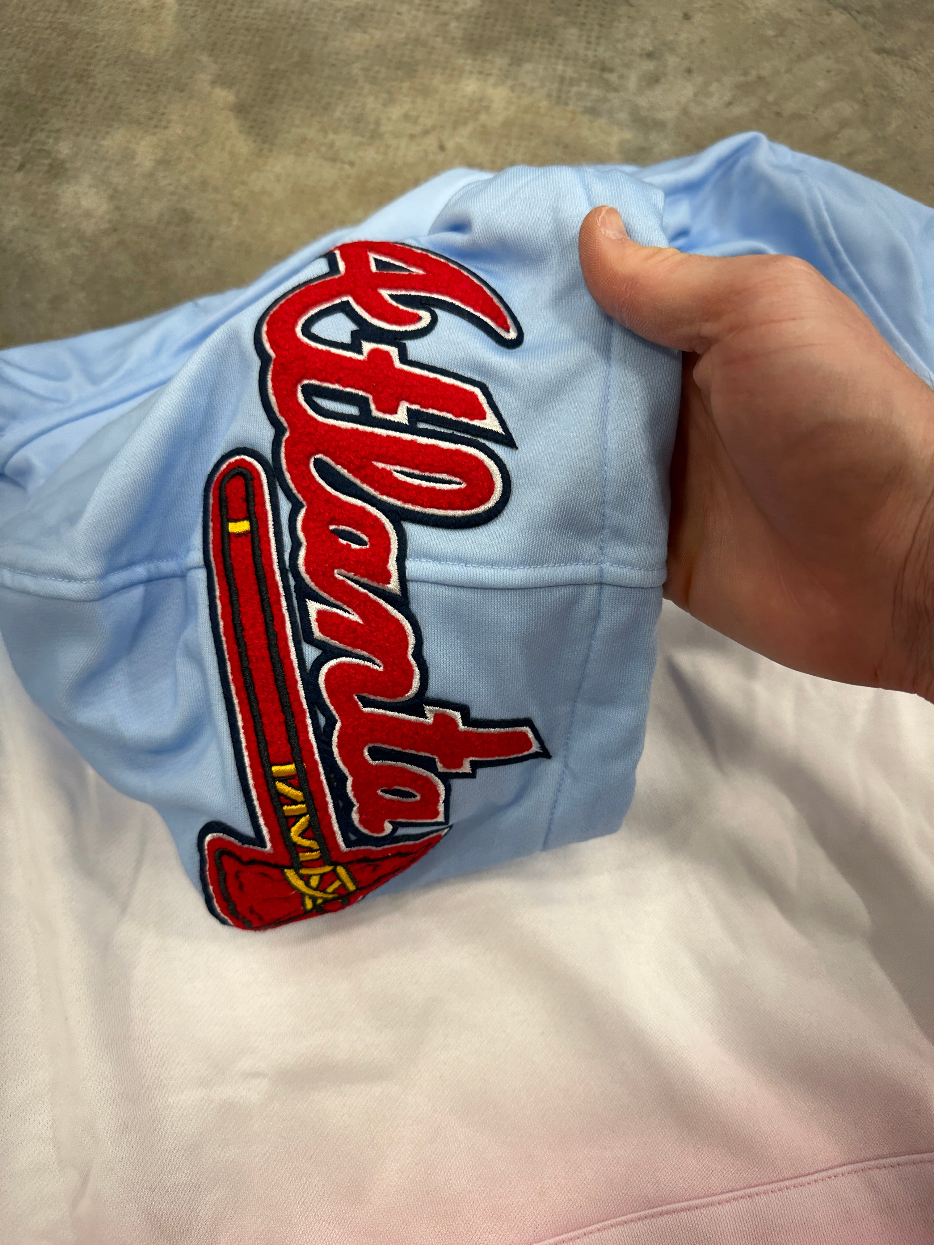 Braves Gradient Sweatshirt Sz XL
