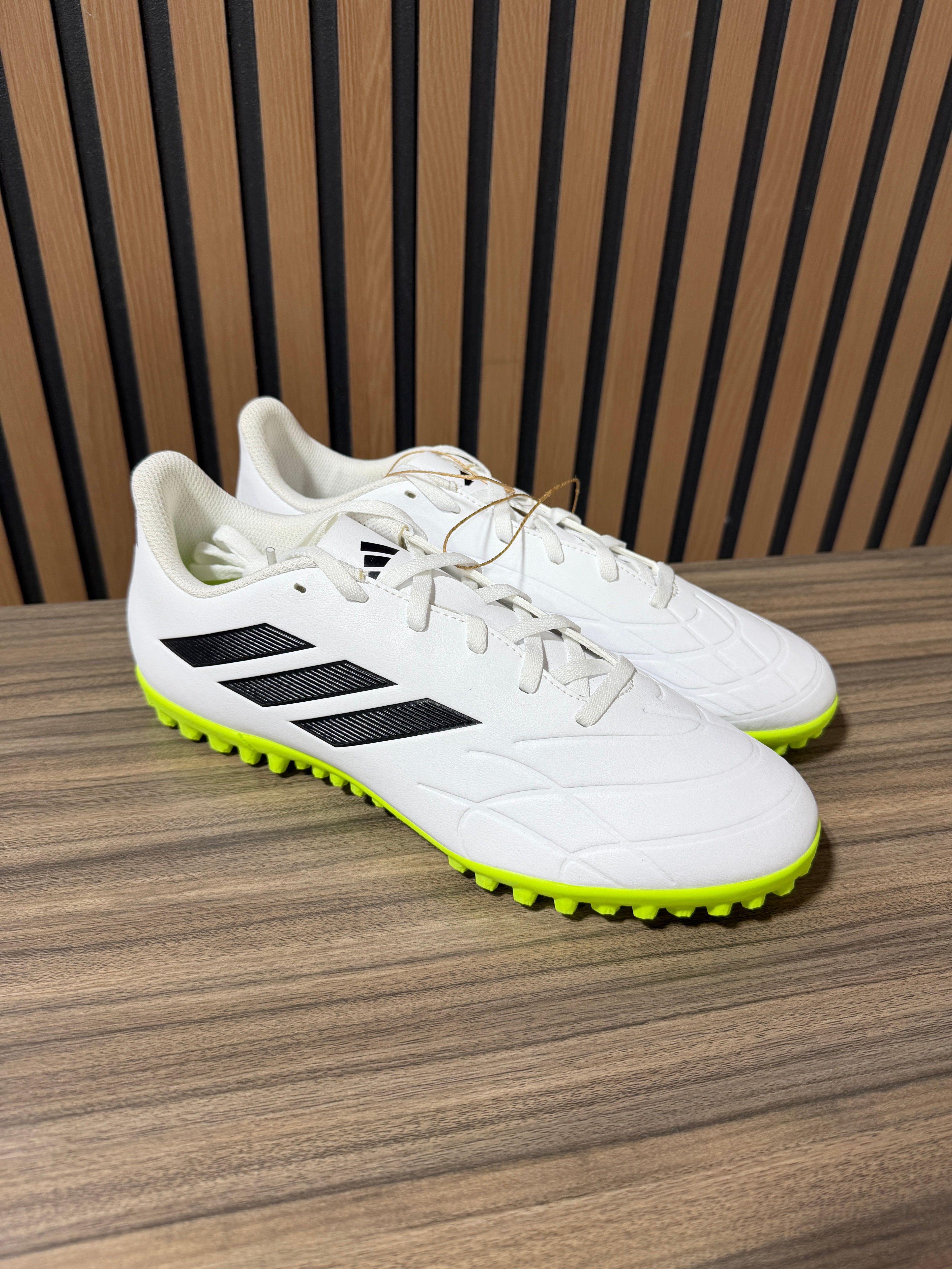 adidas Copa Pure.4 Turf Soccer Shoes Sz 9