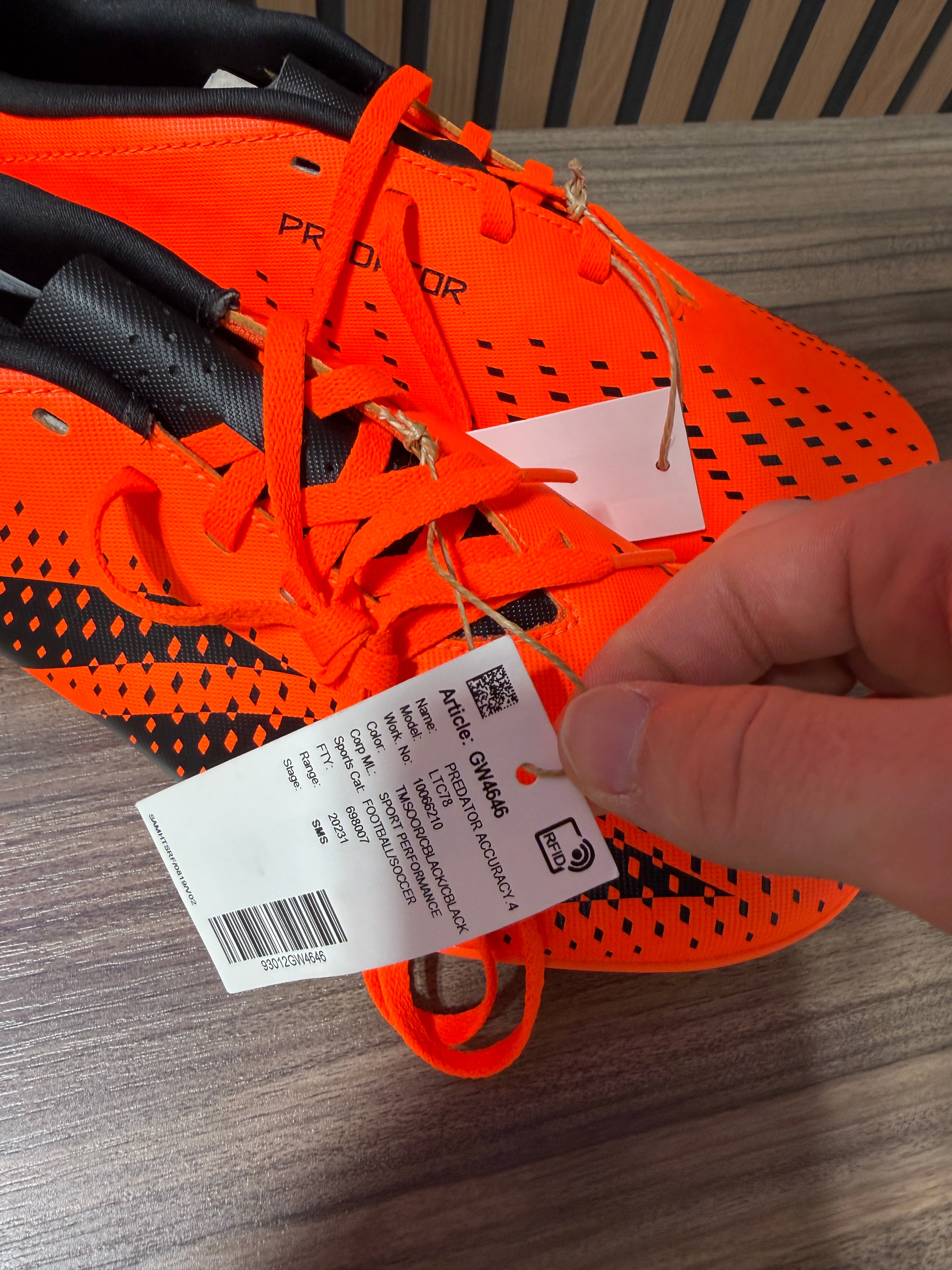 adidas Predator Accuracy.4 Turf Sz 9