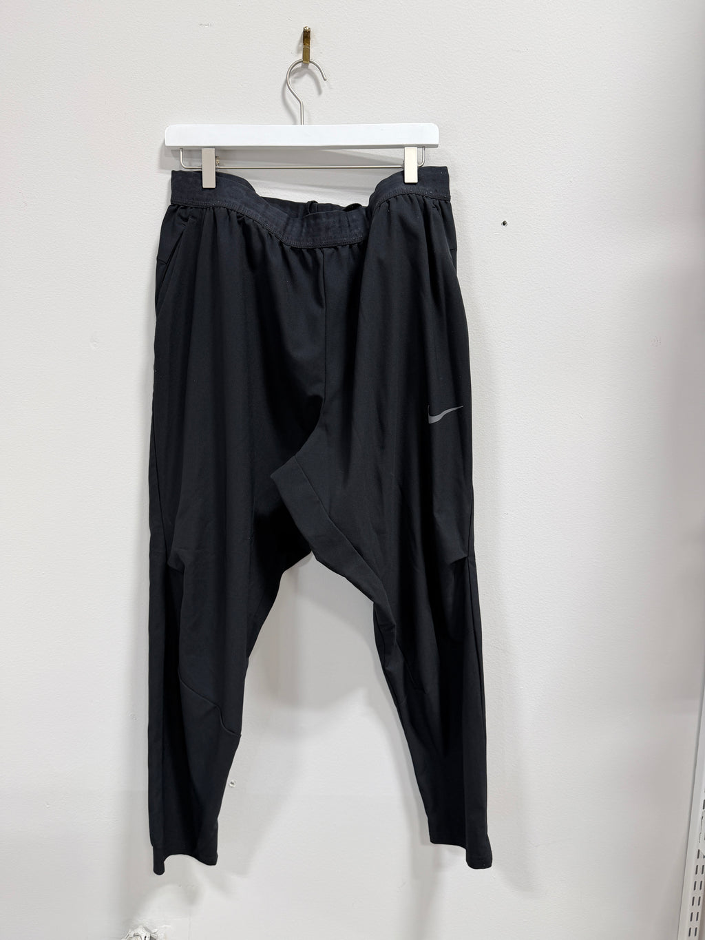 Nike Dri-FIT standard fit athletic pants men's sz 2XL