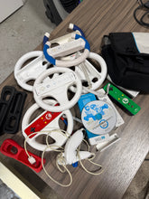 Load image into Gallery viewer, Wii Controller + wheel Bundle + MarioKart Wii
