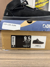 Load image into Gallery viewer, DVS Torey 3 Sz 9.5
