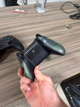 Load image into Gallery viewer, xbox one Controllers with Charging Dock
