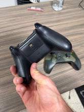Load image into Gallery viewer, xbox one Controllers with Charging Dock
