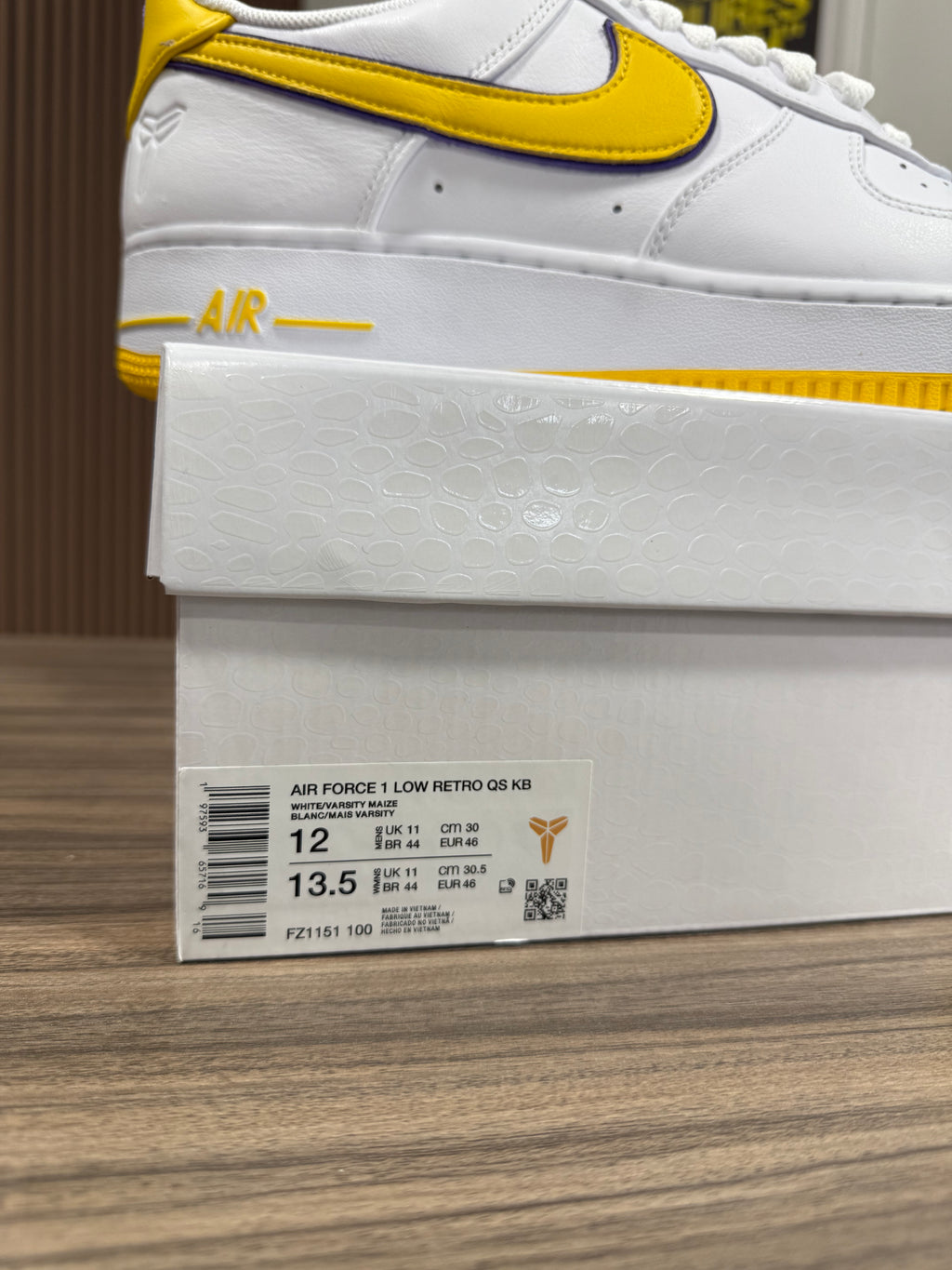 Air Force 1 Kobe White Sz 12