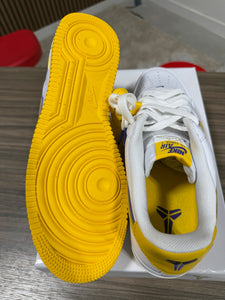 Air Force 1 Kobe White Sz 12