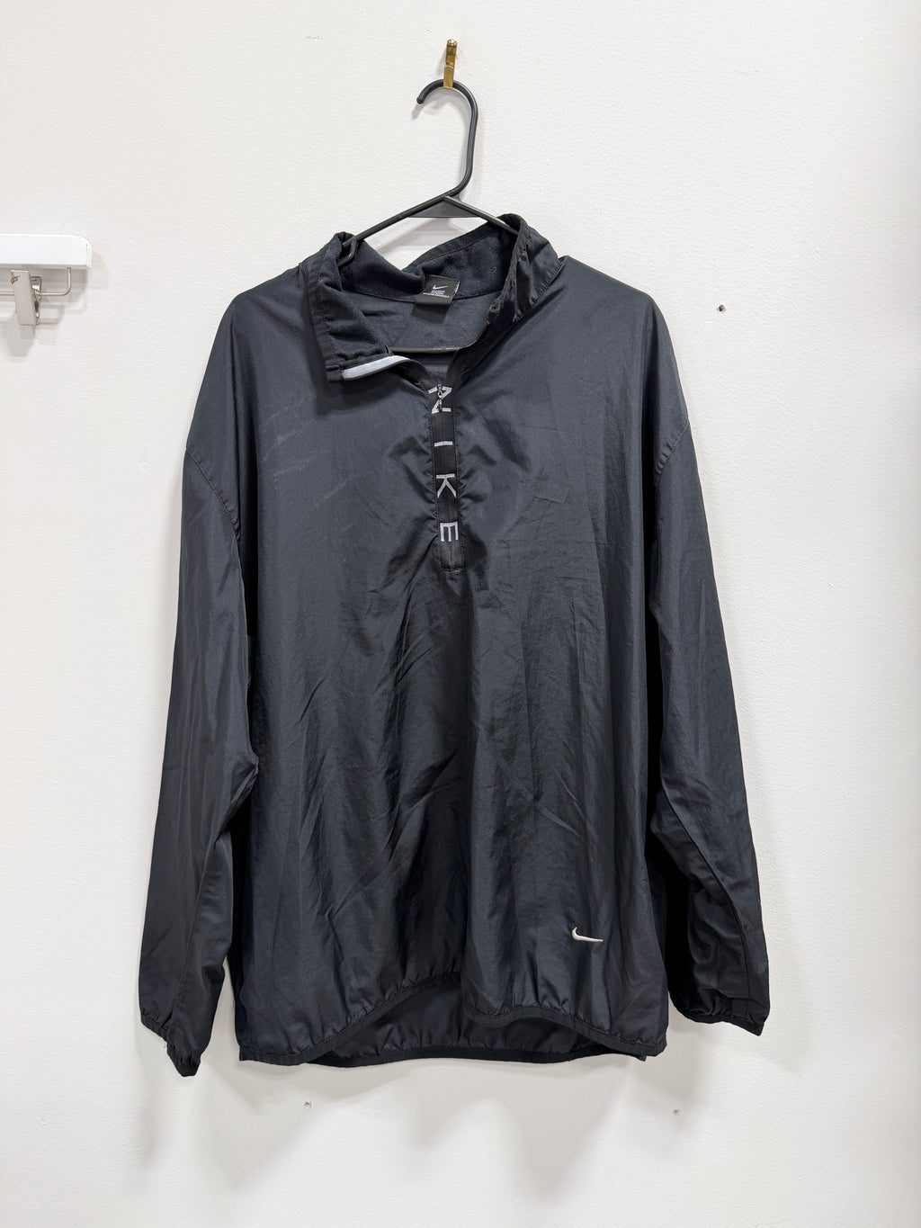 Nike pullover windbreaker men's sz XL