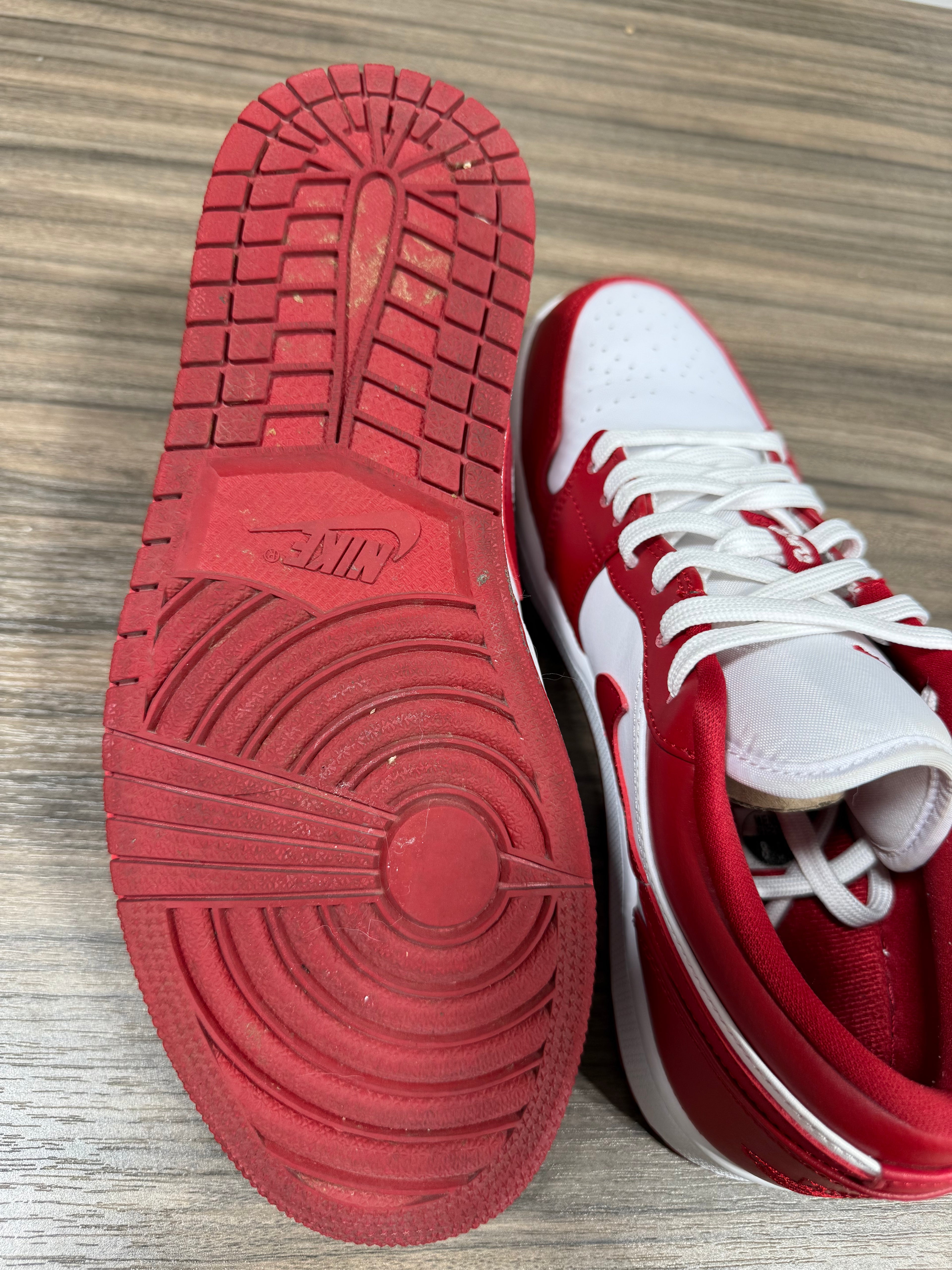 Jordan 1 low Team Red Sz 8.5 No Box
