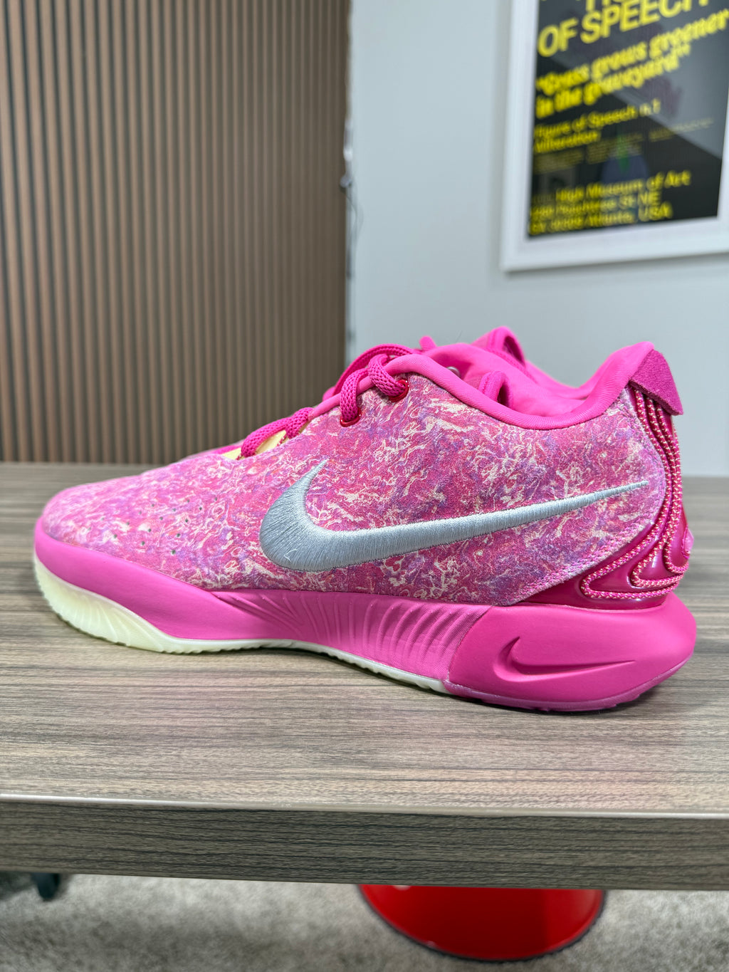Lebron The World Is Your Oyster Sz 12 No Box