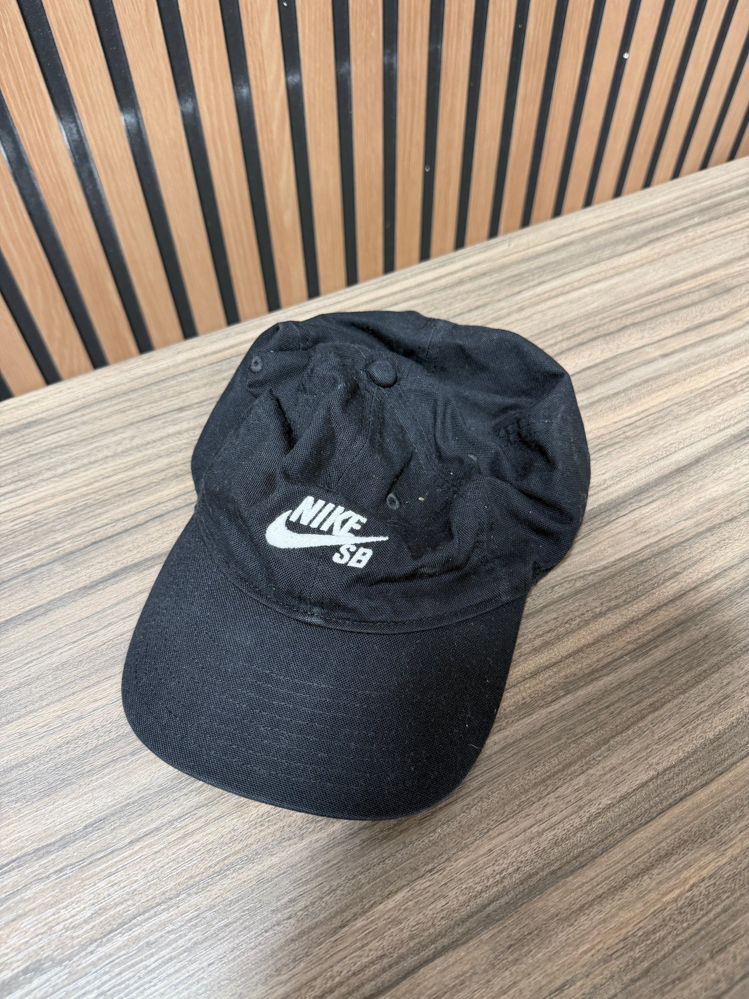 nike sb snapback black