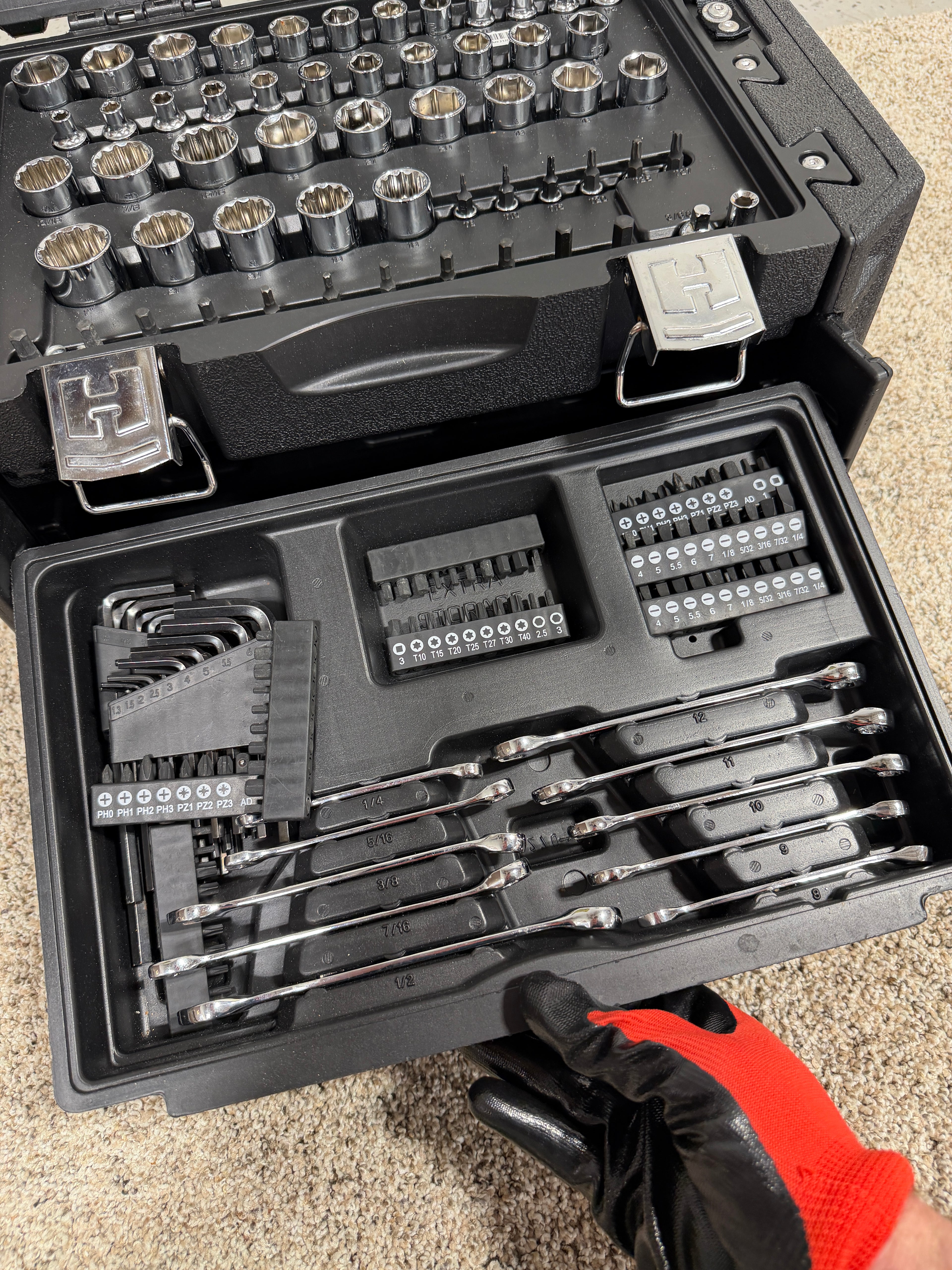 HART 215 Piece Mechanics Tool Set, ALMOST COMPLETE