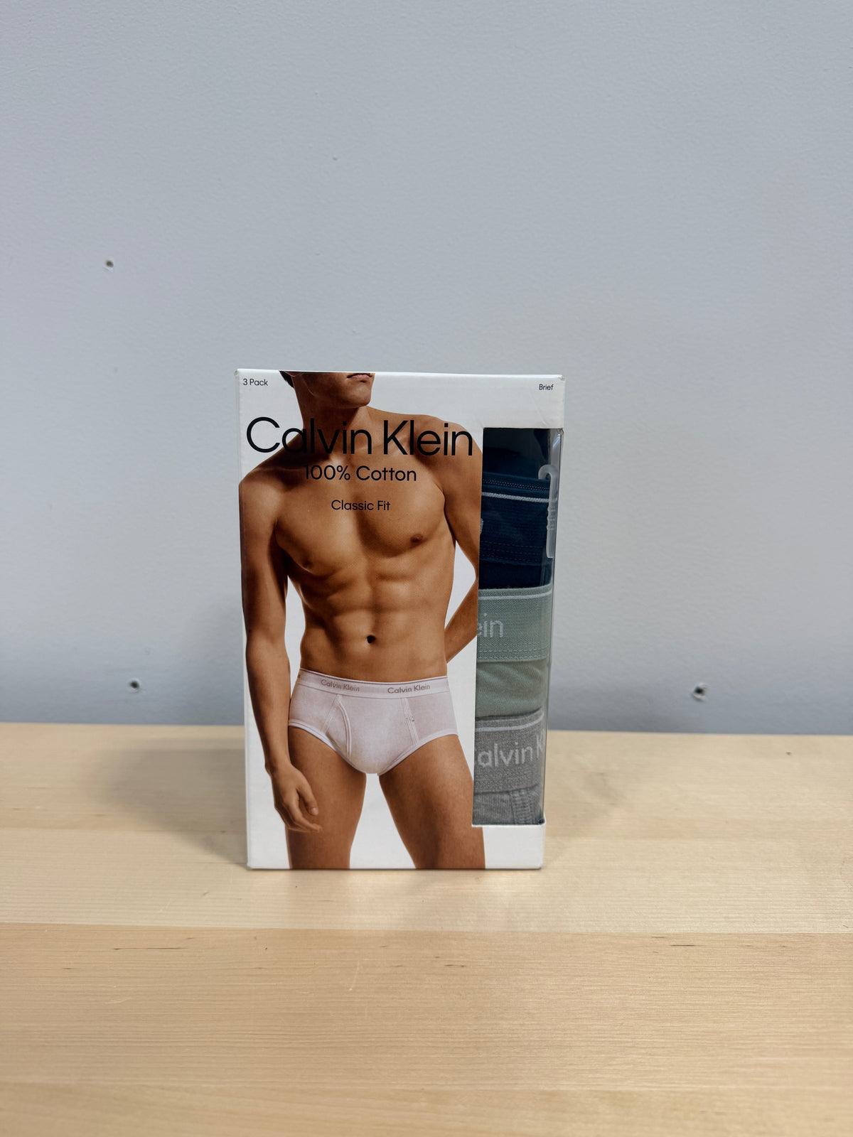 Calvin Klein Classic Fit Briefs Underwear Sz 2XL