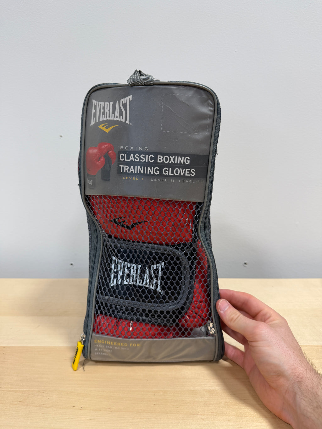 Everlast Classic Boxing Training Gloves Level 1