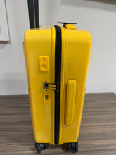 Load image into Gallery viewer, Porsche Roadster 21" Carry-On Spinner Luggage
