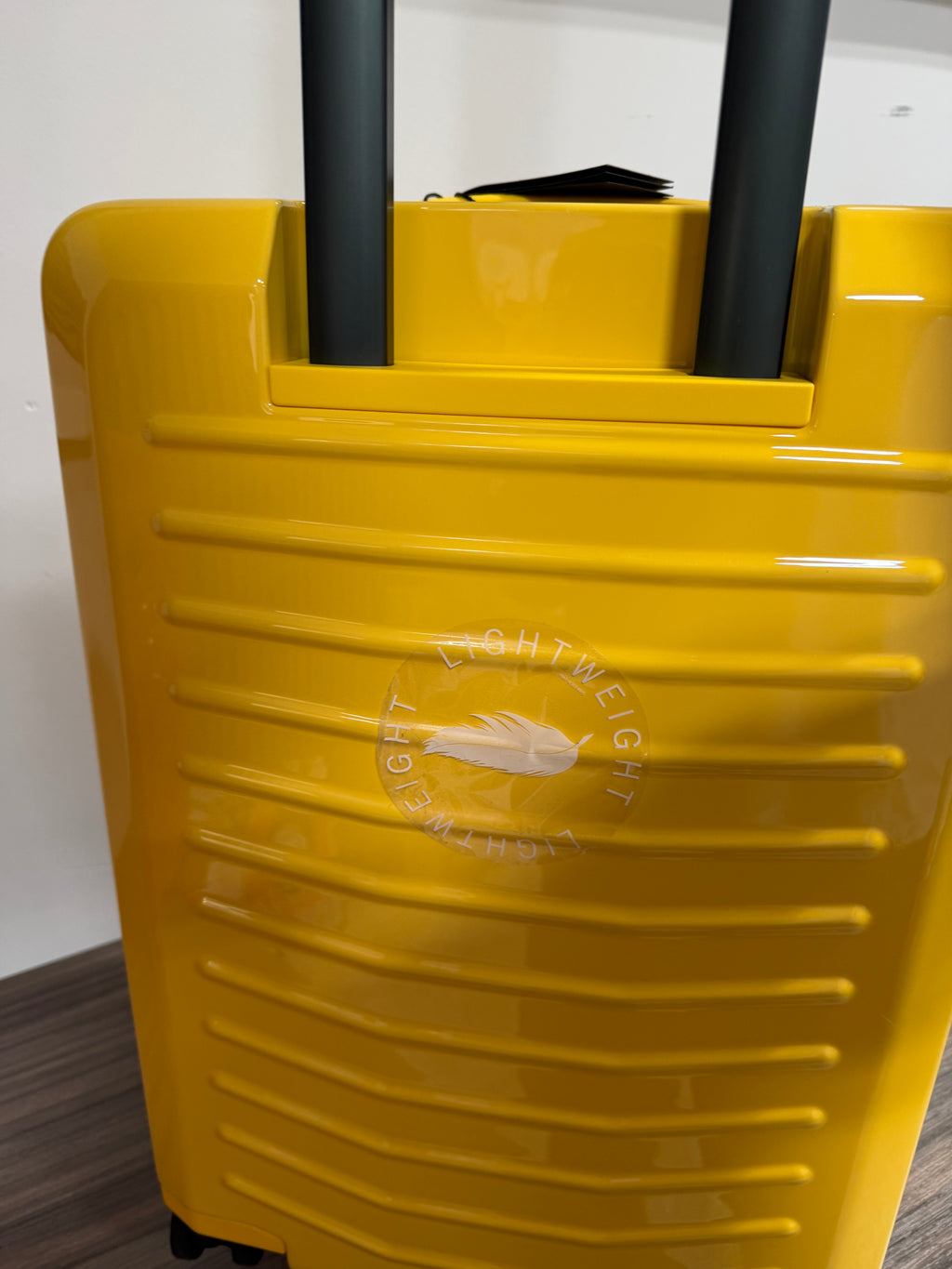 Porsche Roadster 21" Carry-On Spinner Luggage