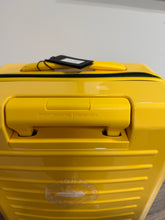 Load image into Gallery viewer, Porsche Roadster 21" Carry-On Spinner Luggage

