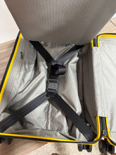 Load image into Gallery viewer, Porsche Roadster 21" Carry-On Spinner Luggage
