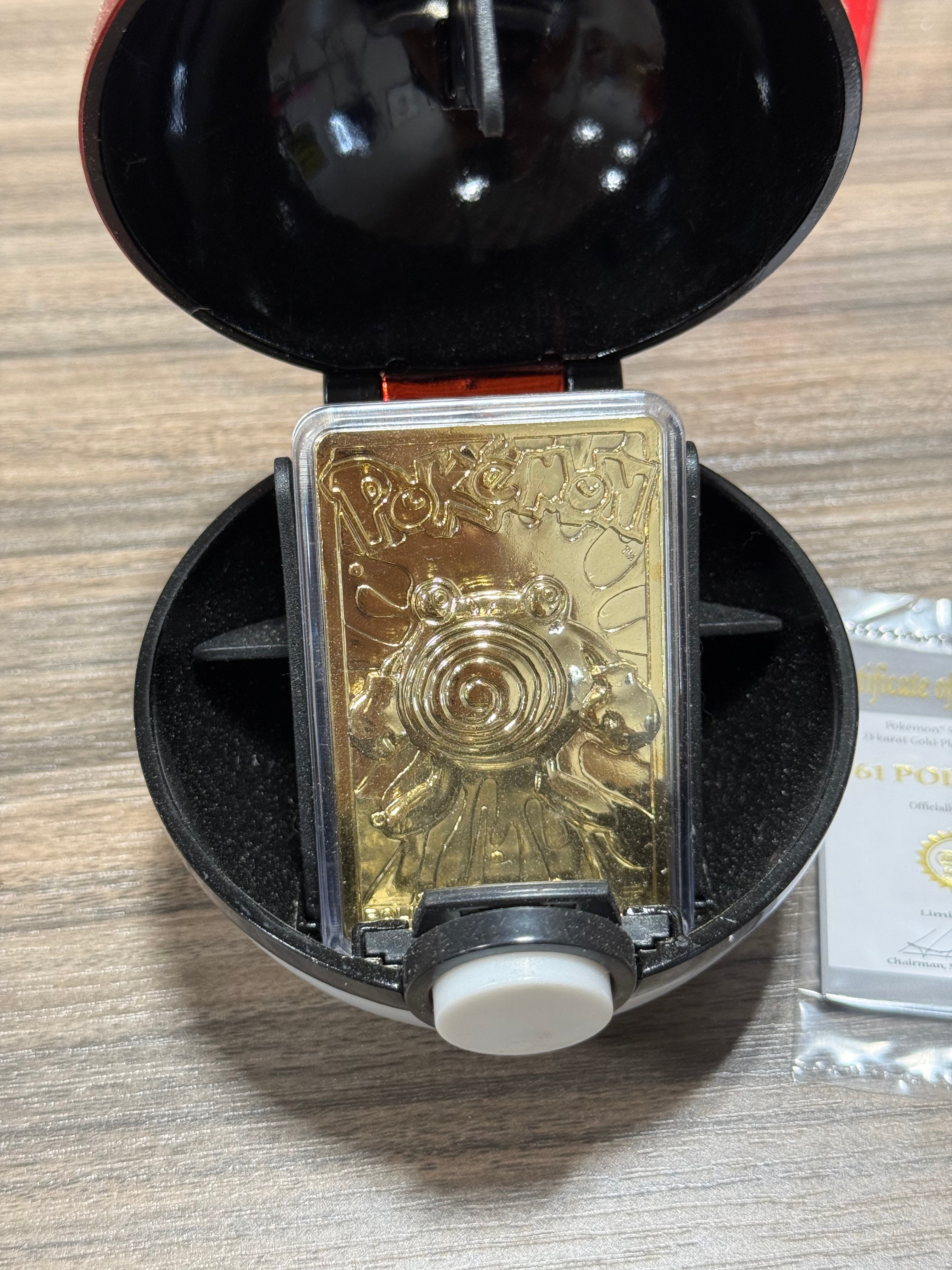 Vintage Pokemon Poliwhirl Gold Card