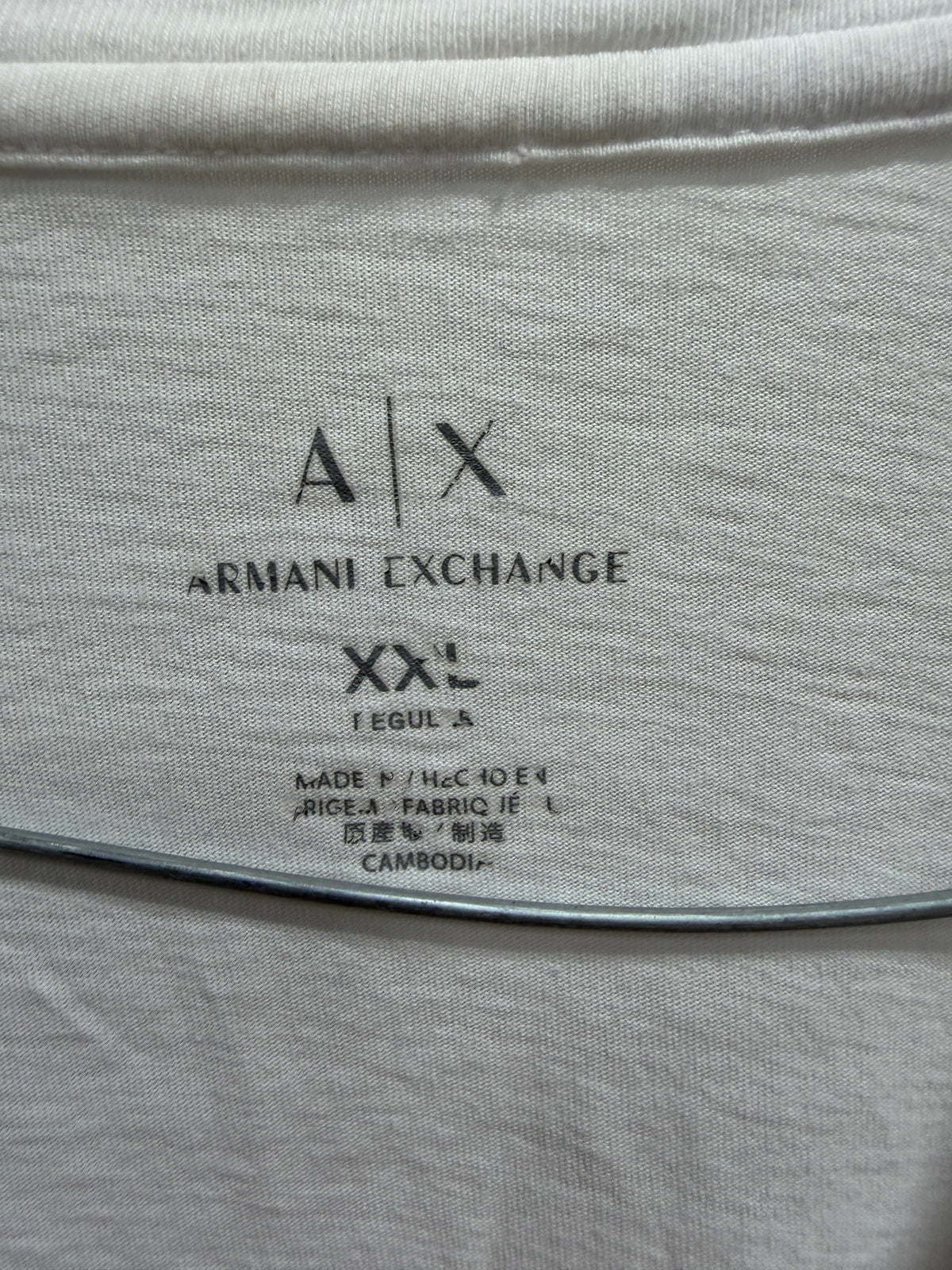 Armani Exchange V-neck t-shirt men's sz 2XL