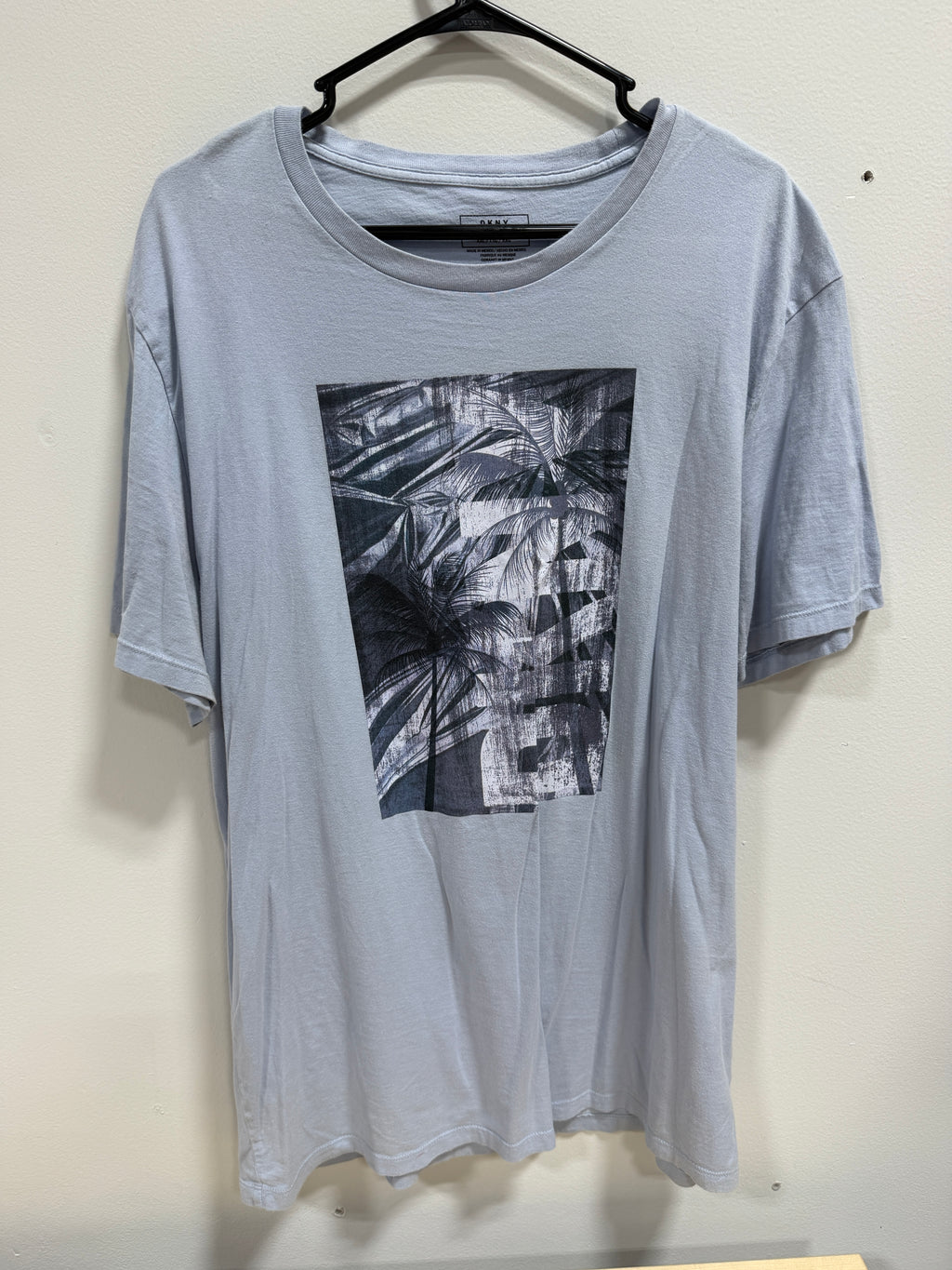 DKNY crew-neck short-sleeve t-shirt men's sz 2XL
