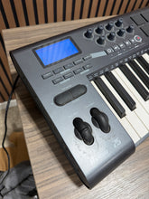 Load image into Gallery viewer, M-Audio Axiom 25 25-Key USB MIDI Keyboard Controller
