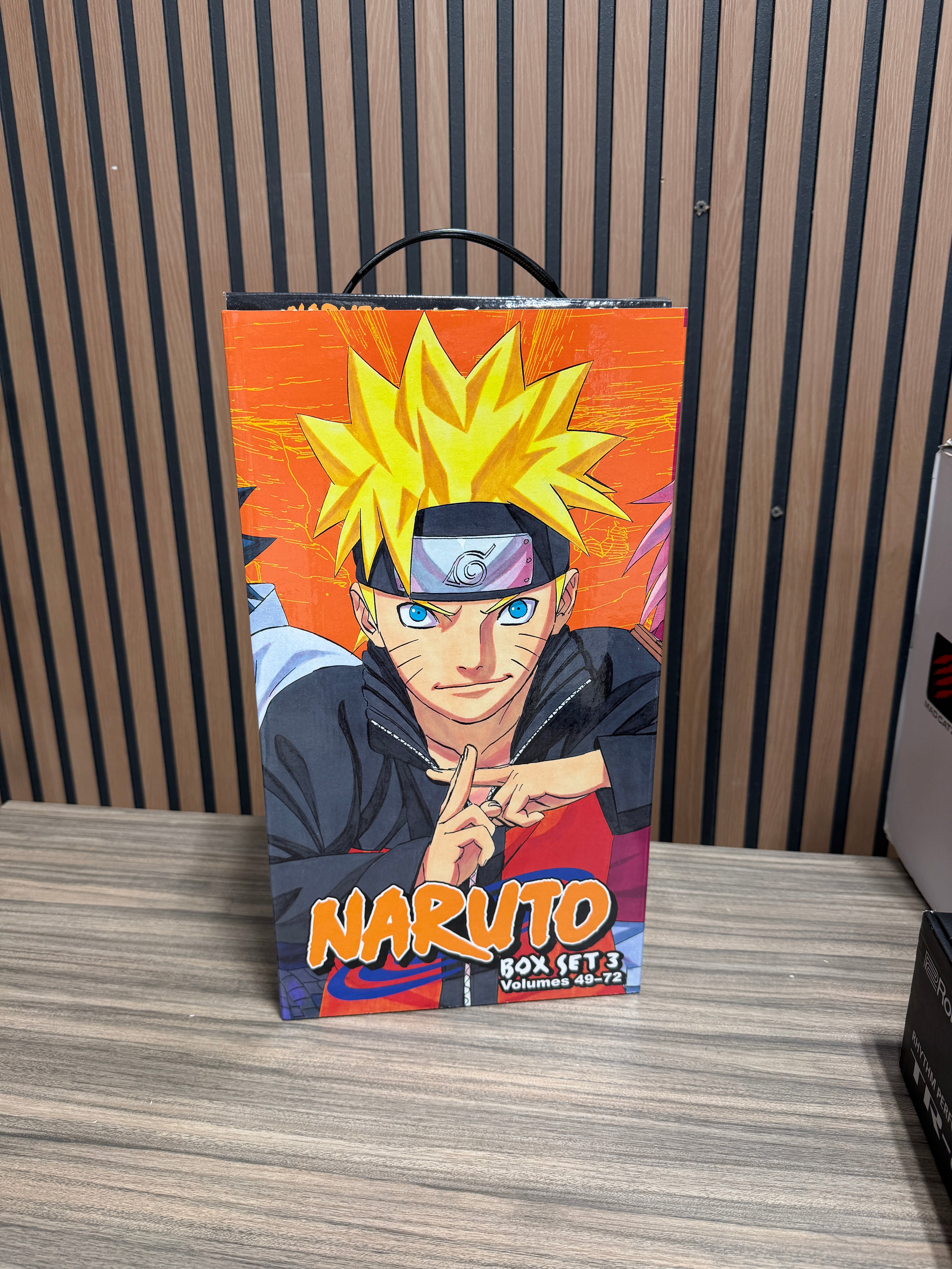 英語版 NARUTO 49巻から72巻　BOXセット Naruto Manga Box Set 3 Volumes 49-72 by Masashi Kishimoto English