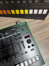 Load image into Gallery viewer, Roland AIRA TR-8 Rhythm Performer
