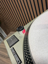 Load image into Gallery viewer, Technics SL-1200MK2 Direct Drive DJ Turntable Vinyl Record Player WITH CASE
