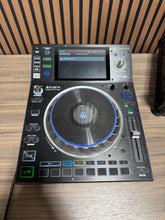Load image into Gallery viewer, Denon DJ SC5000 Prime With Deejay Case
