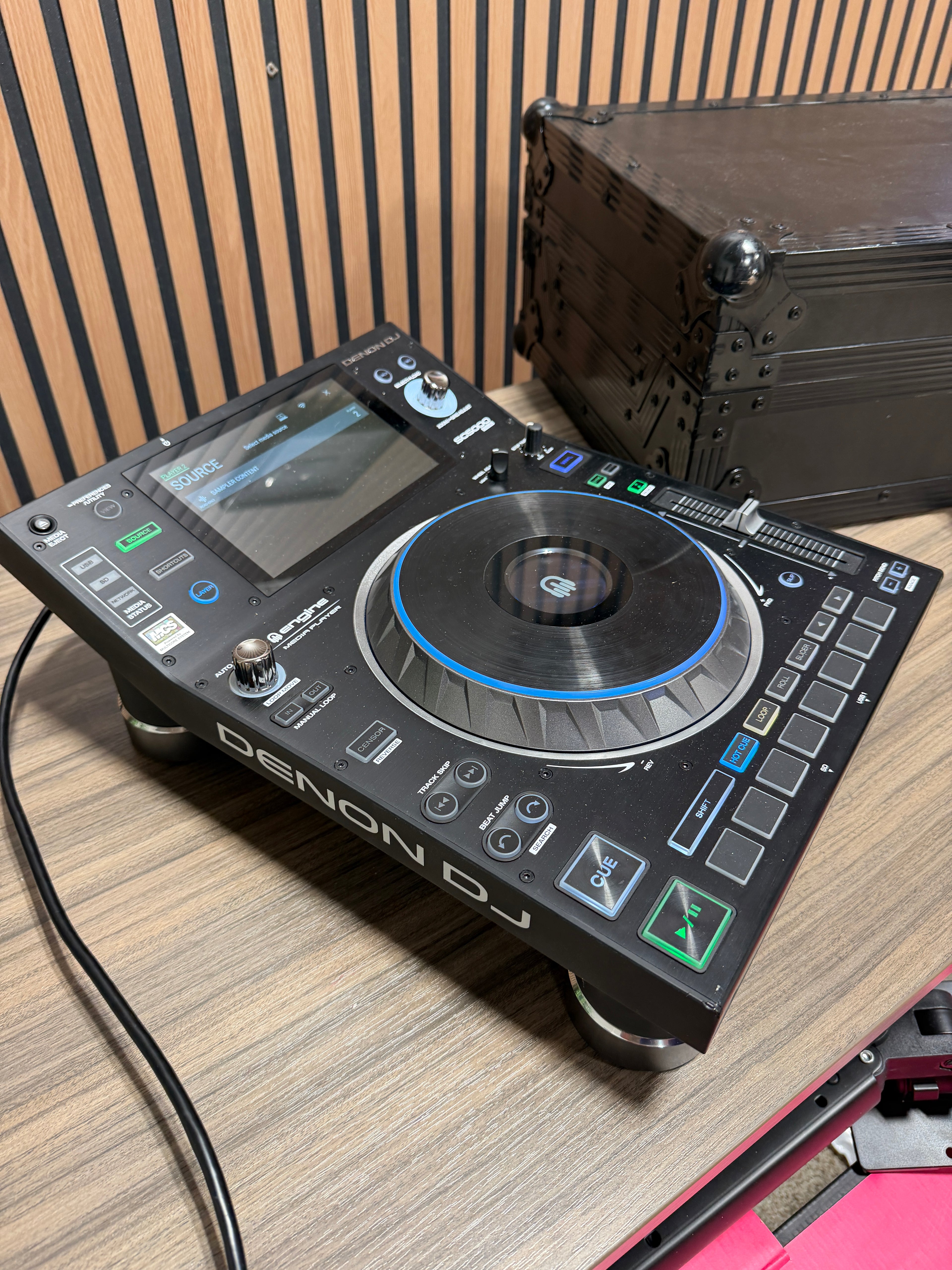Denon DJ SC5000 Prime With Deejay Case
