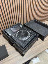 Load image into Gallery viewer, Denon DJ SC5000 Prime With Deejay Case

