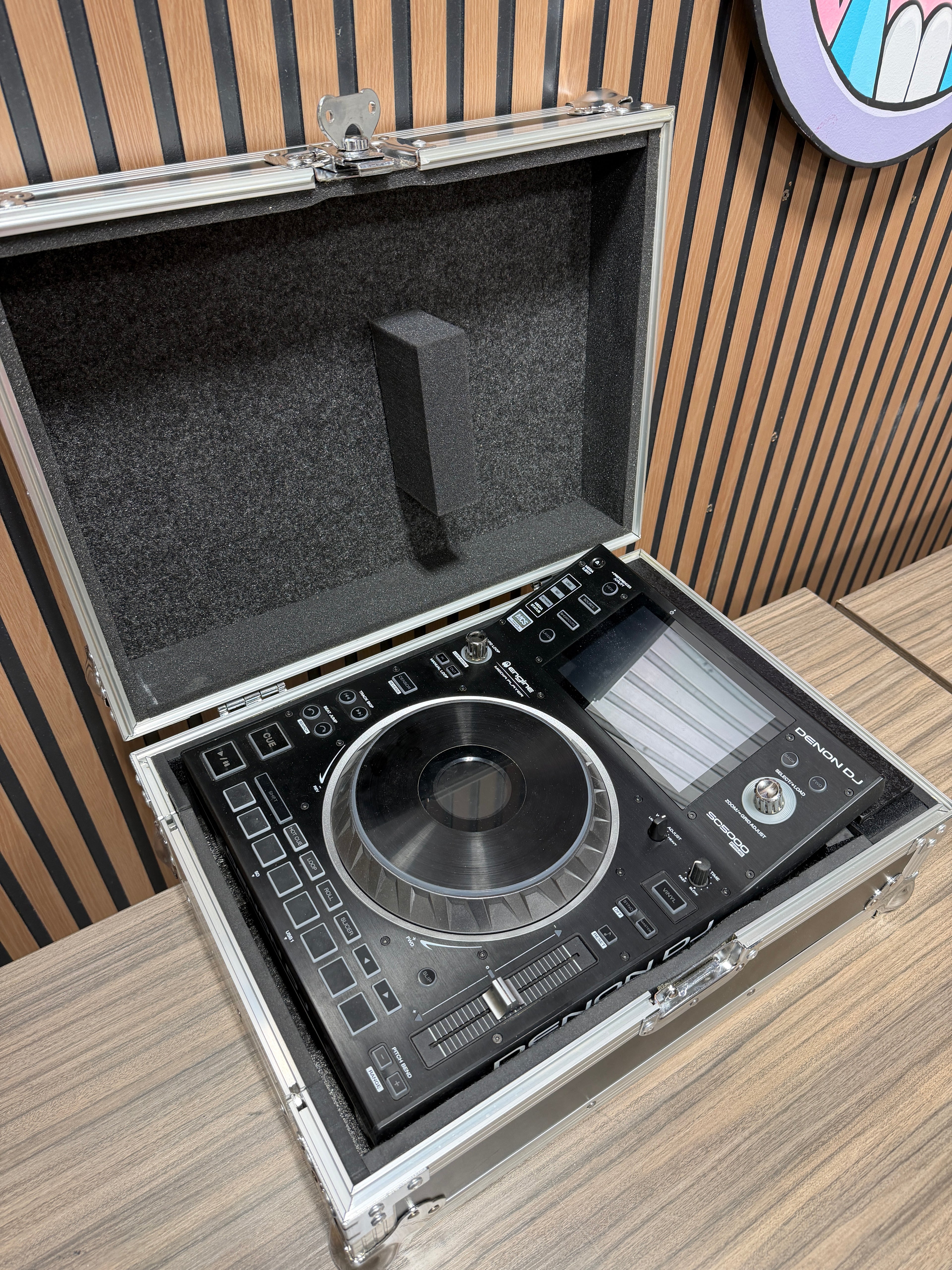Denon DJ SC5000 Prime With ODYUSA Case