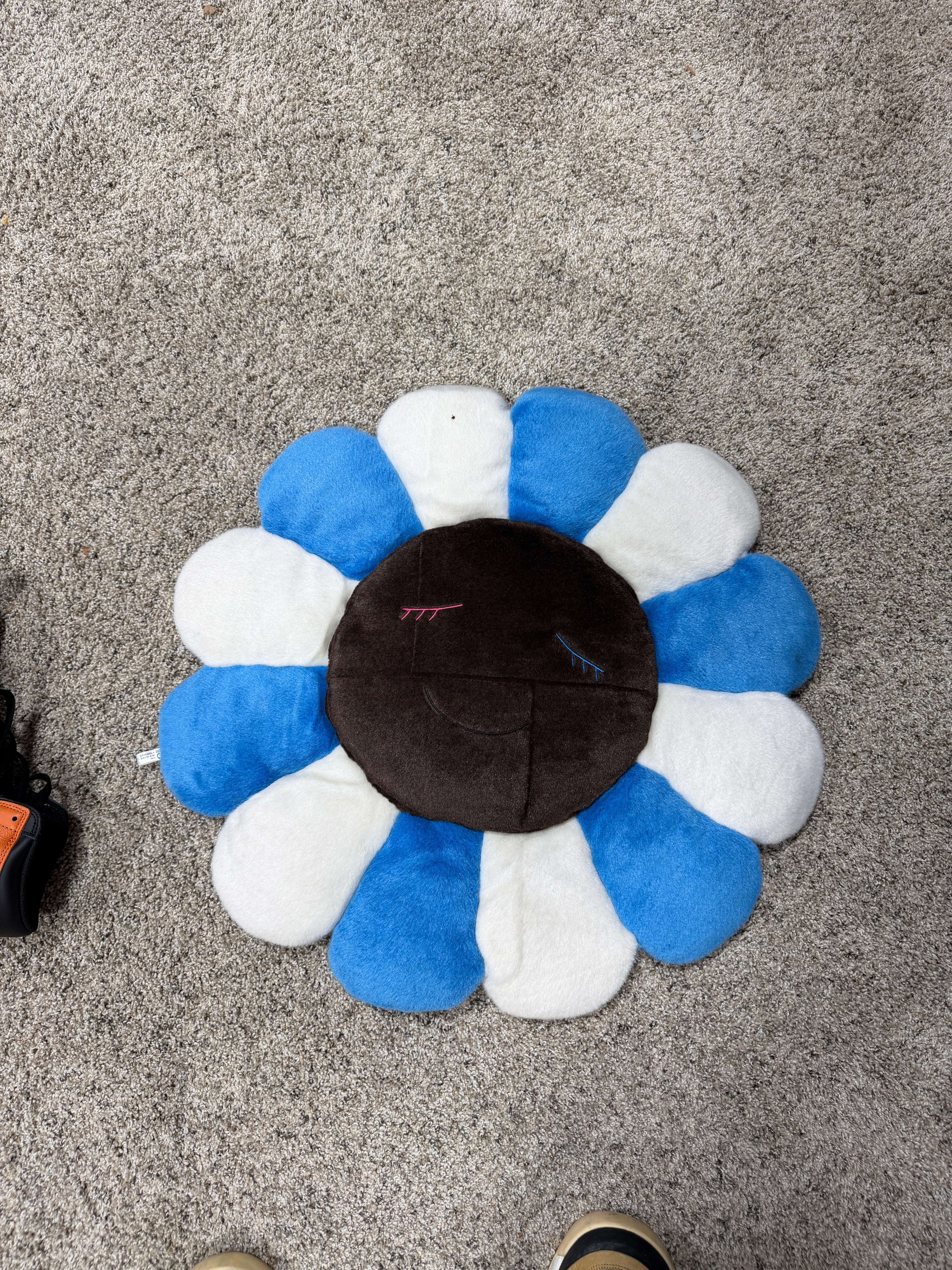 Takashi Murakami flower pillow cushion White/Blue