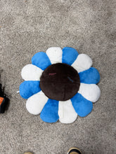 Load image into Gallery viewer, Takashi Murakami flower pillow cushion White/Blue
