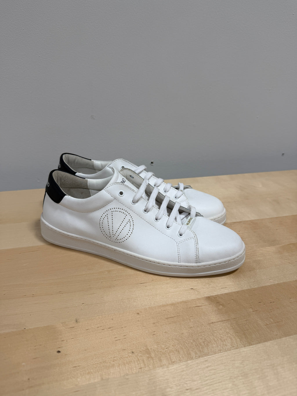 Valentino Mens Low Top Sneakers Sz 12