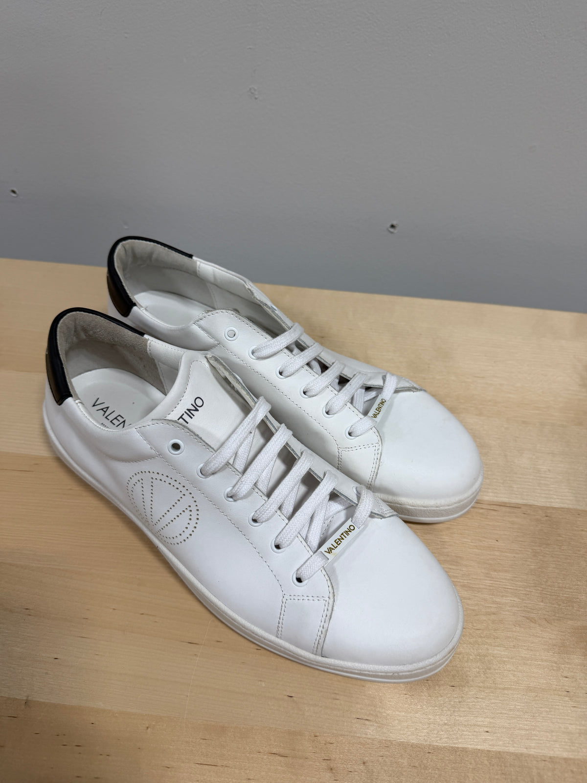 Valentino Mens Low Top Sneakers Sz 12