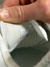 Load image into Gallery viewer, Alo Mens Sneakers Sz 11.5
