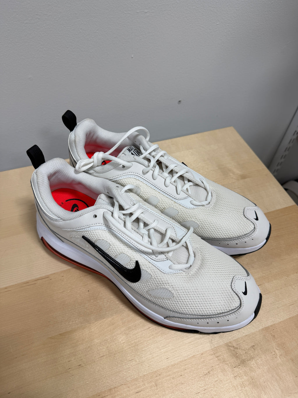 NEW Nike Air Max AP Sumit White Sz 12