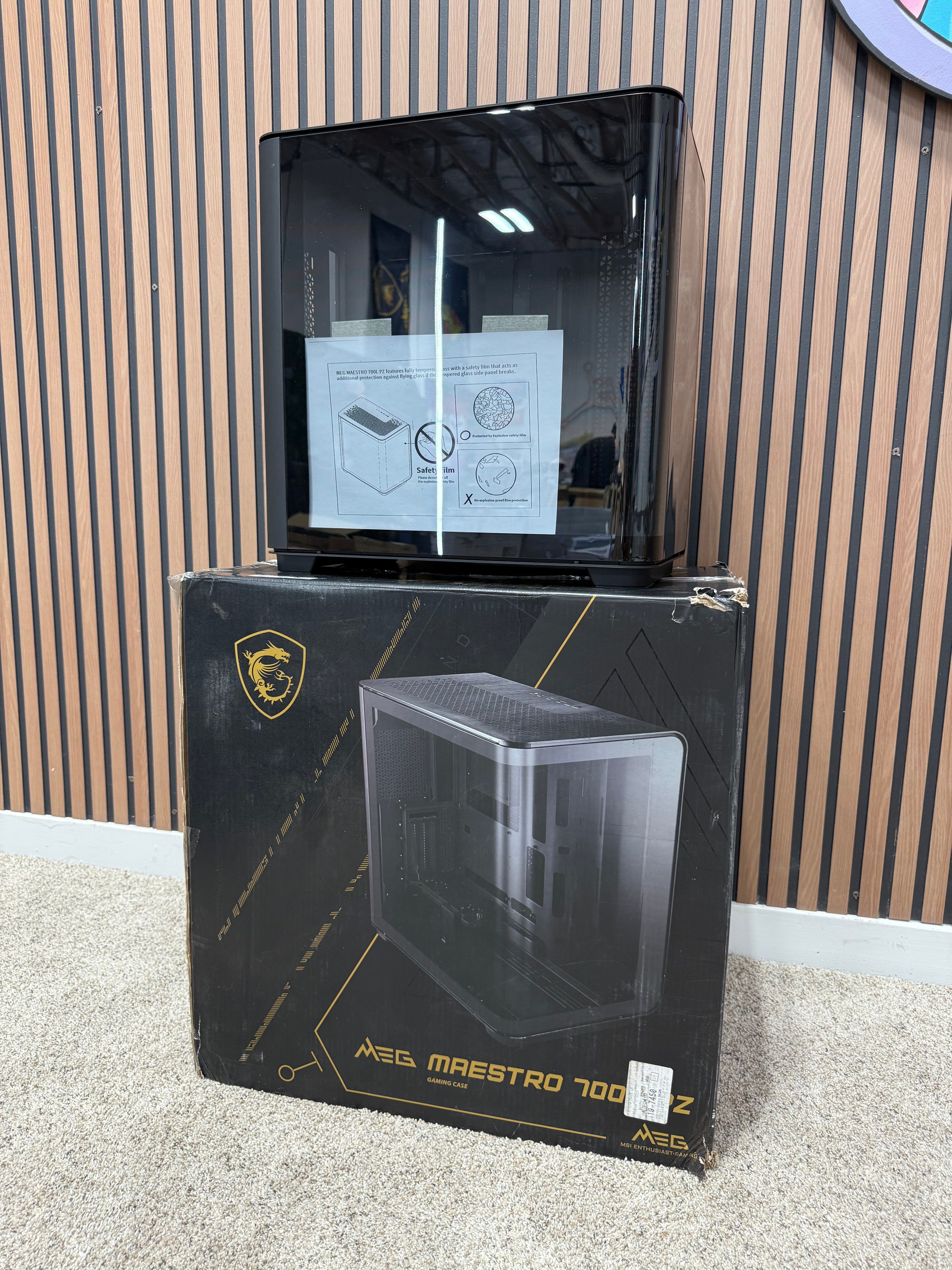 MSI MEG Maestro 700L PZ Project Zero Mid Tower