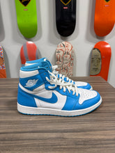 Load image into Gallery viewer, Jordan 1 UNC Sz 11 NO BOX
