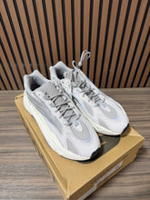 Load image into Gallery viewer, Adidas Yeezy Boost 700 V2 Static Size 12
