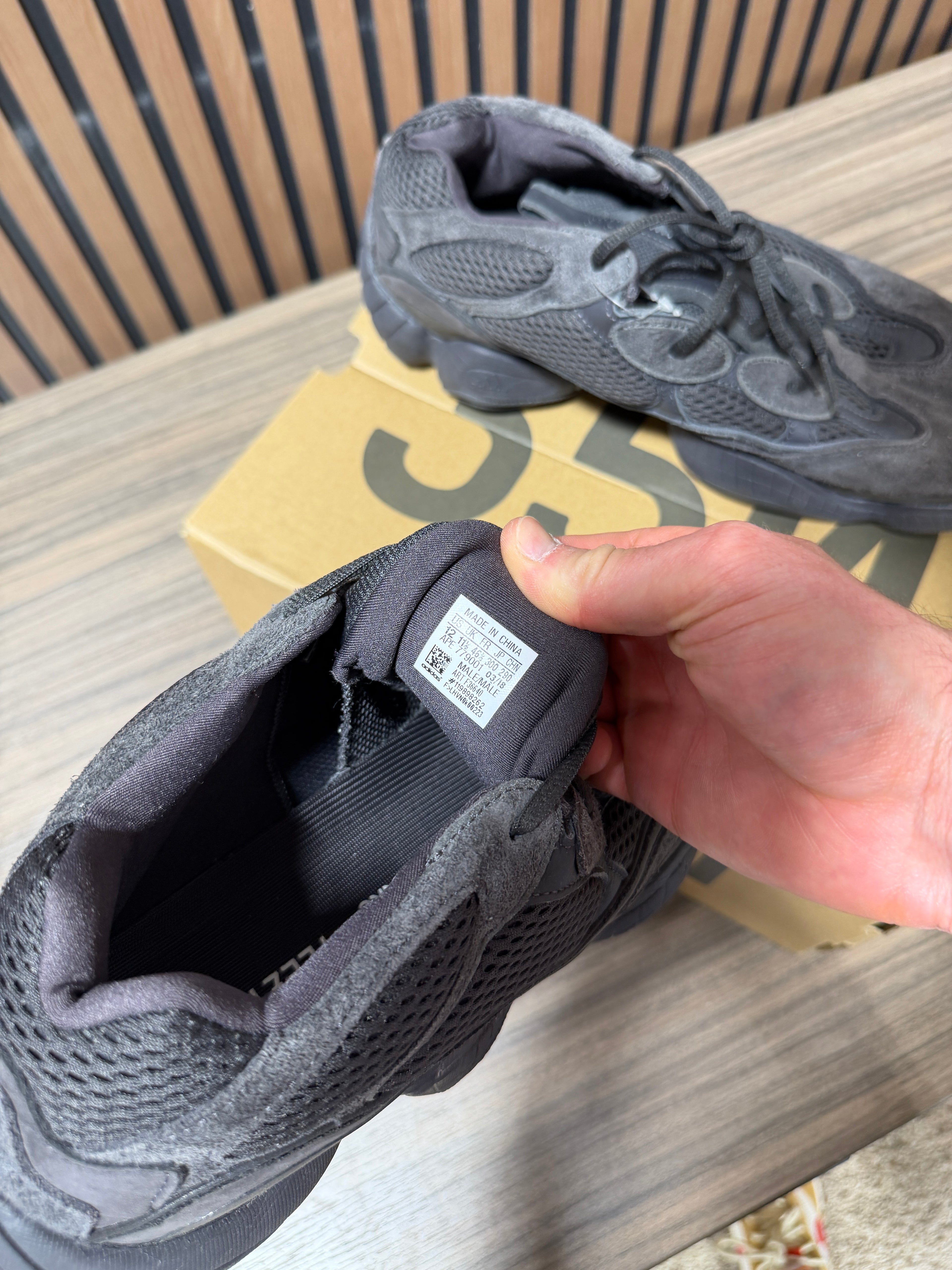 Adidas Yeezy 500 Low " Utility Black" Sz 12 replacement box